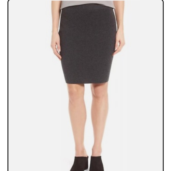 Eileen Fisher Dresses & Skirts - Eileen Fisher Tencel Wool Blend Pull On Skirt. Size Medium.